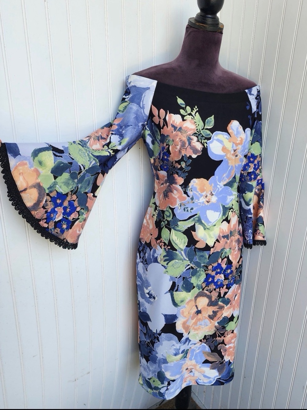 Gabby Skye Sheath Dress, Off Shoulder, Bell Sleeve Sz 6